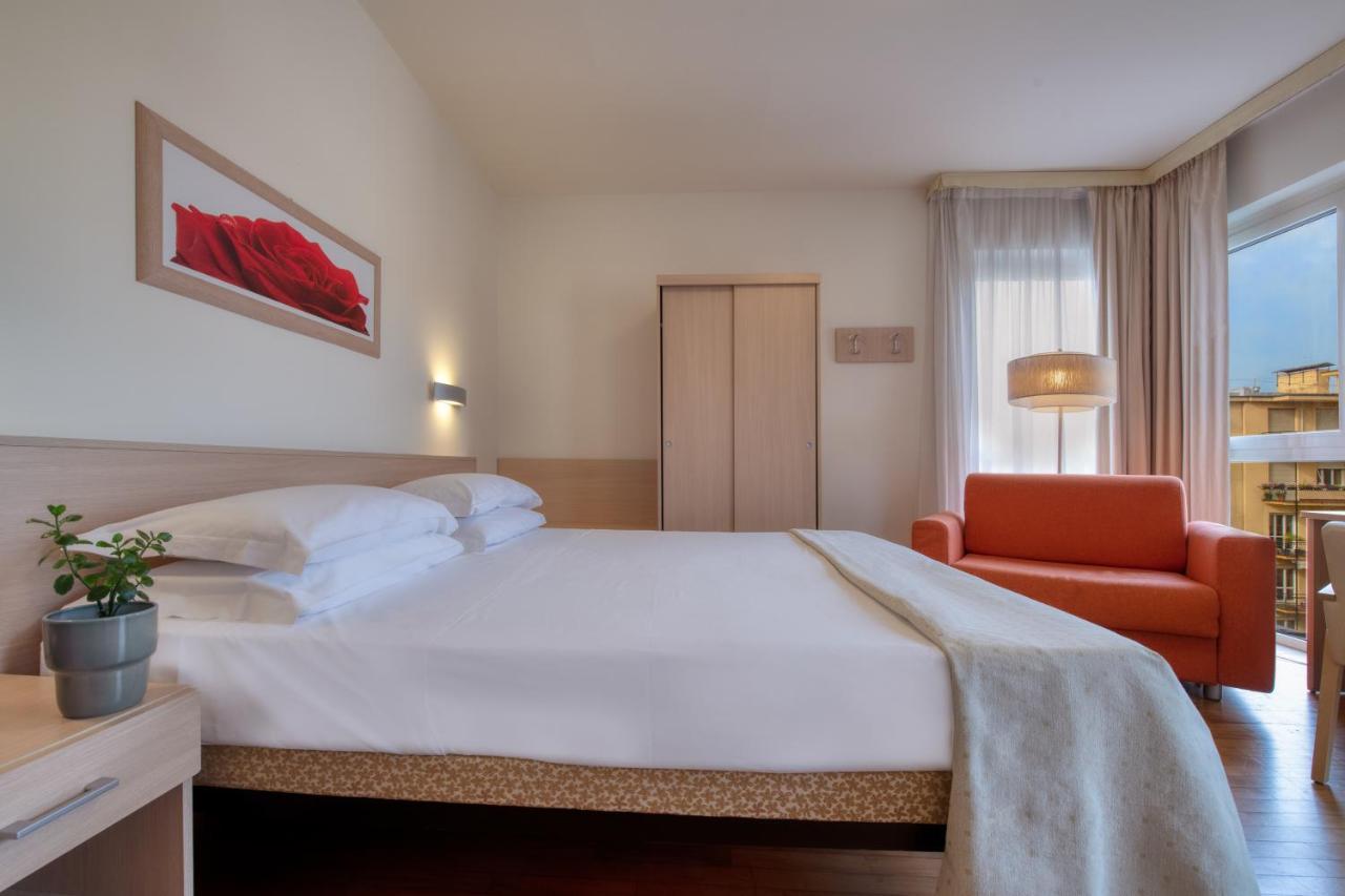 Park Hotel Mondovi Luaran gambar