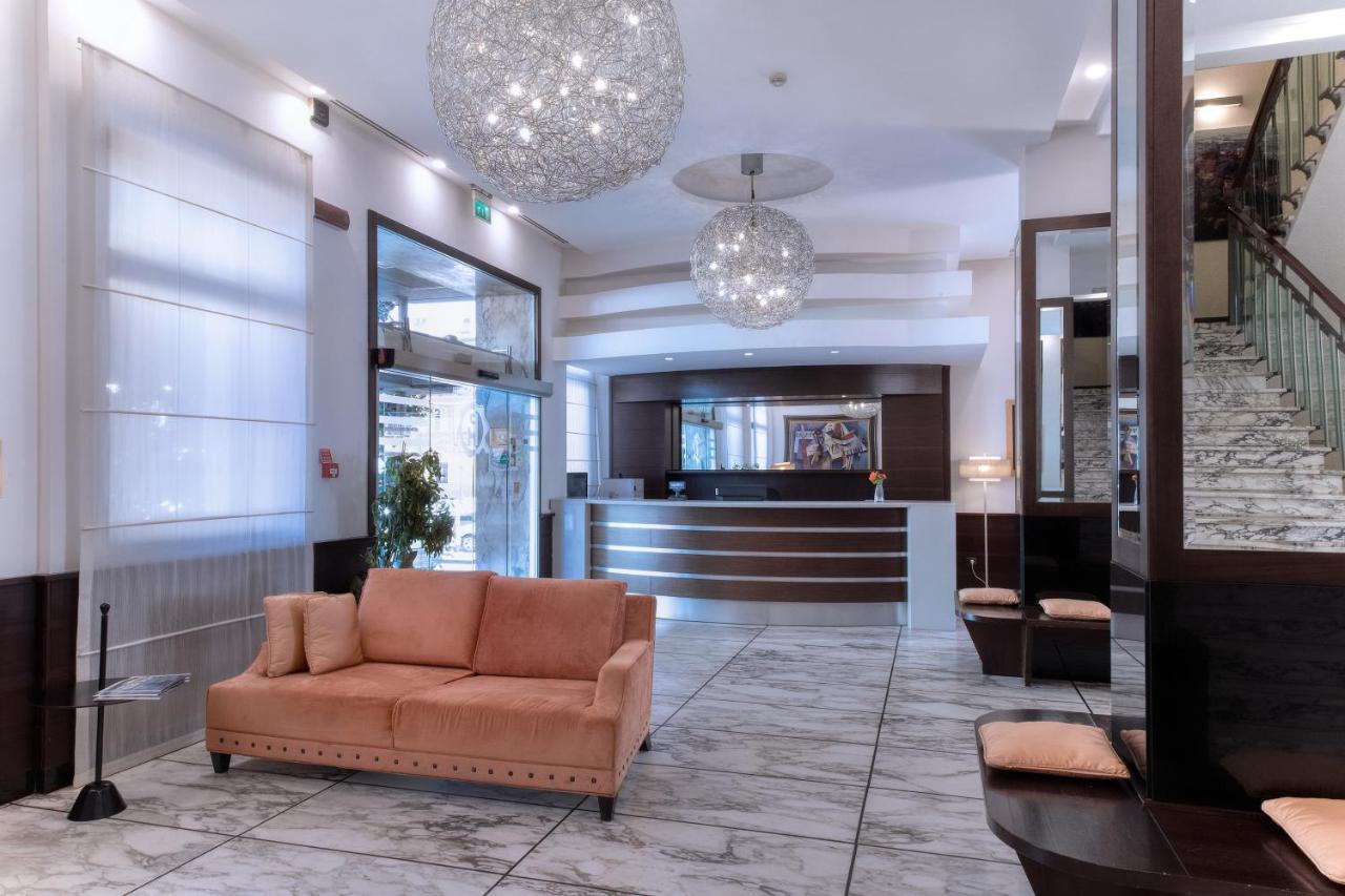 Park Hotel Mondovi Luaran gambar