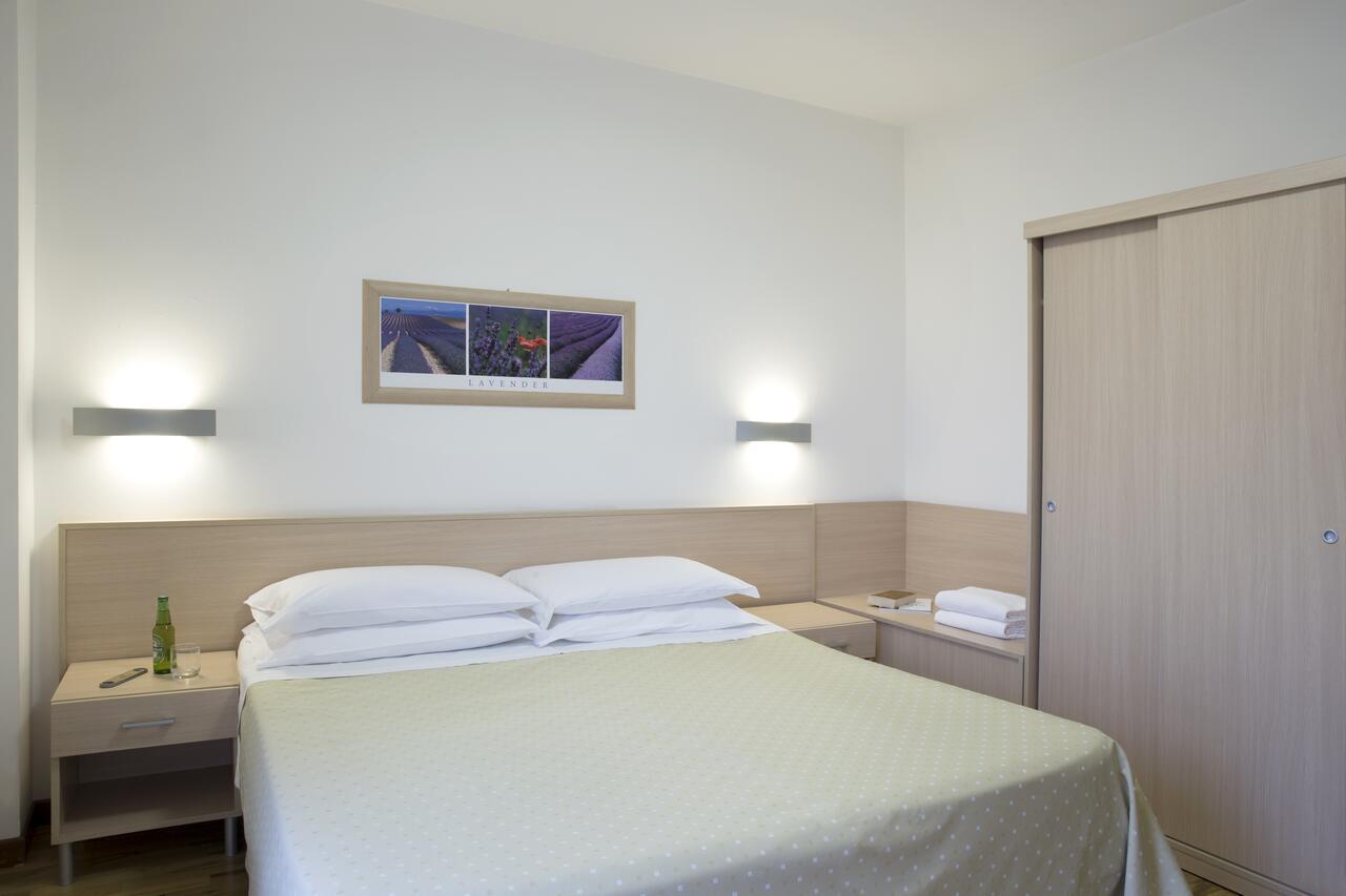 Park Hotel Mondovi Luaran gambar